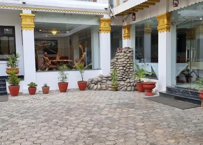 Hotel Durbar &