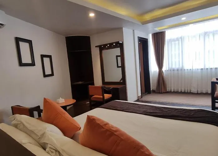 Hotel Durbar & 3*