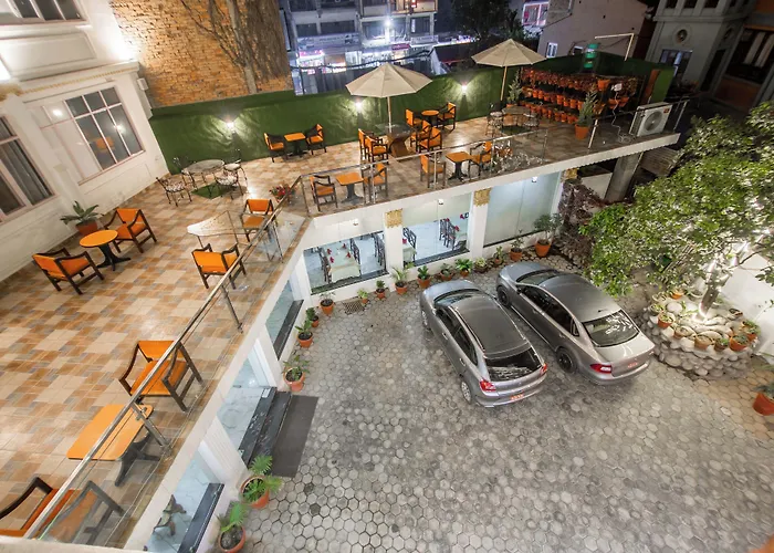 Hotel Durbar &